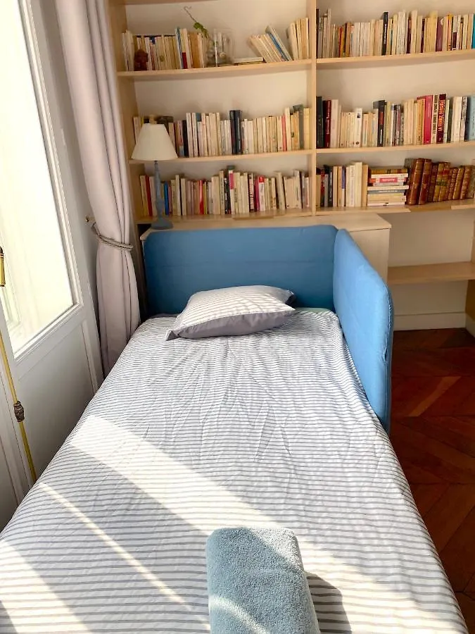 Marvellous Sunbathed 3Br At The Heart Of Paris Apartment