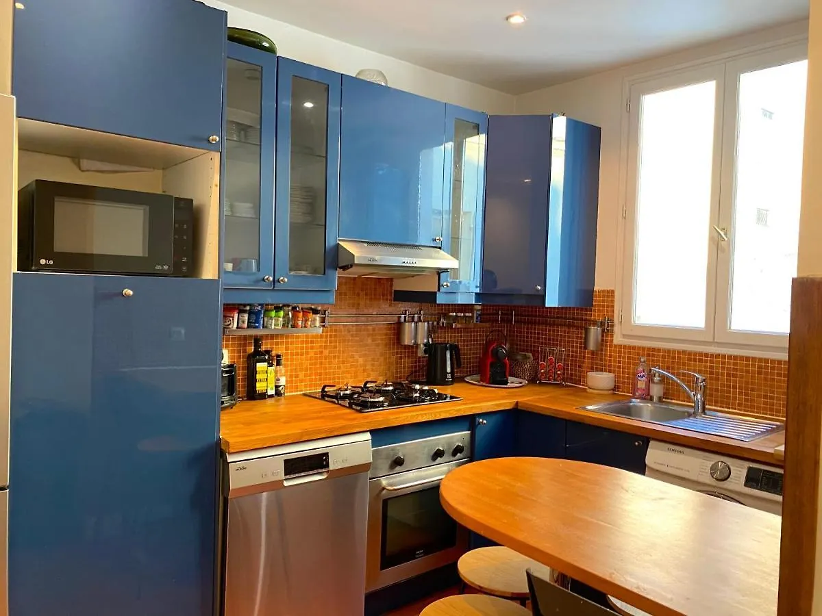 Marvellous Sunbathed 3Br At The Heart Of Paris Apartment France